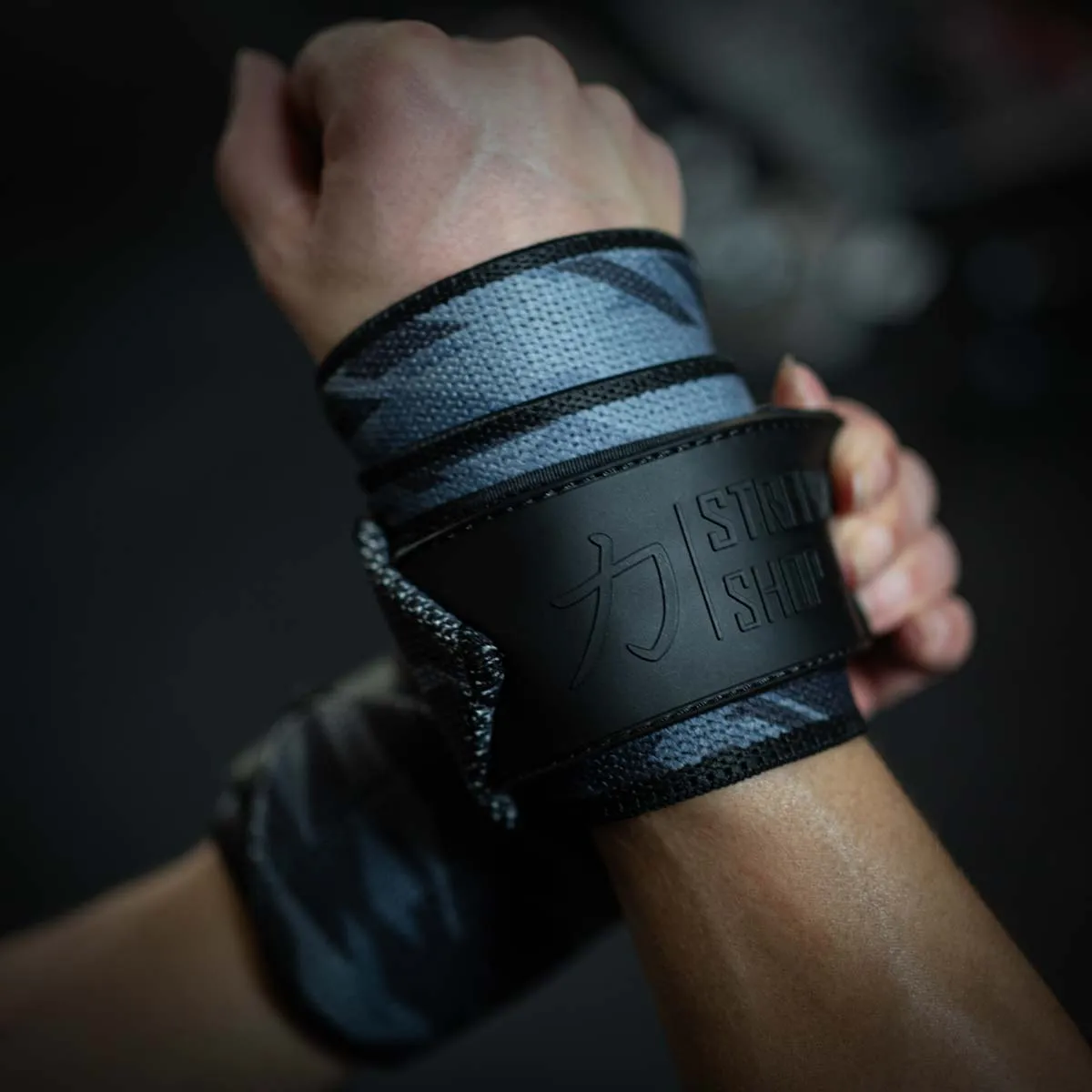 Medium Wrist Wraps - Dark Camo print - IPF Approved – 30cm/60cm